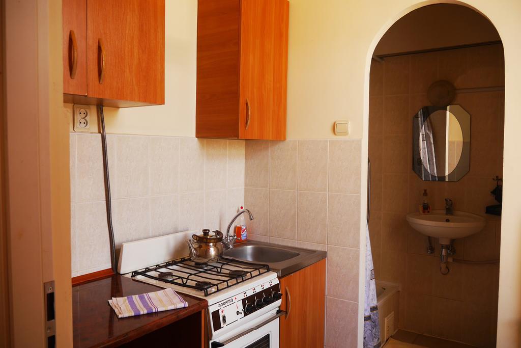 Apartment On Svobody Avenue Lviv Exteriör bild